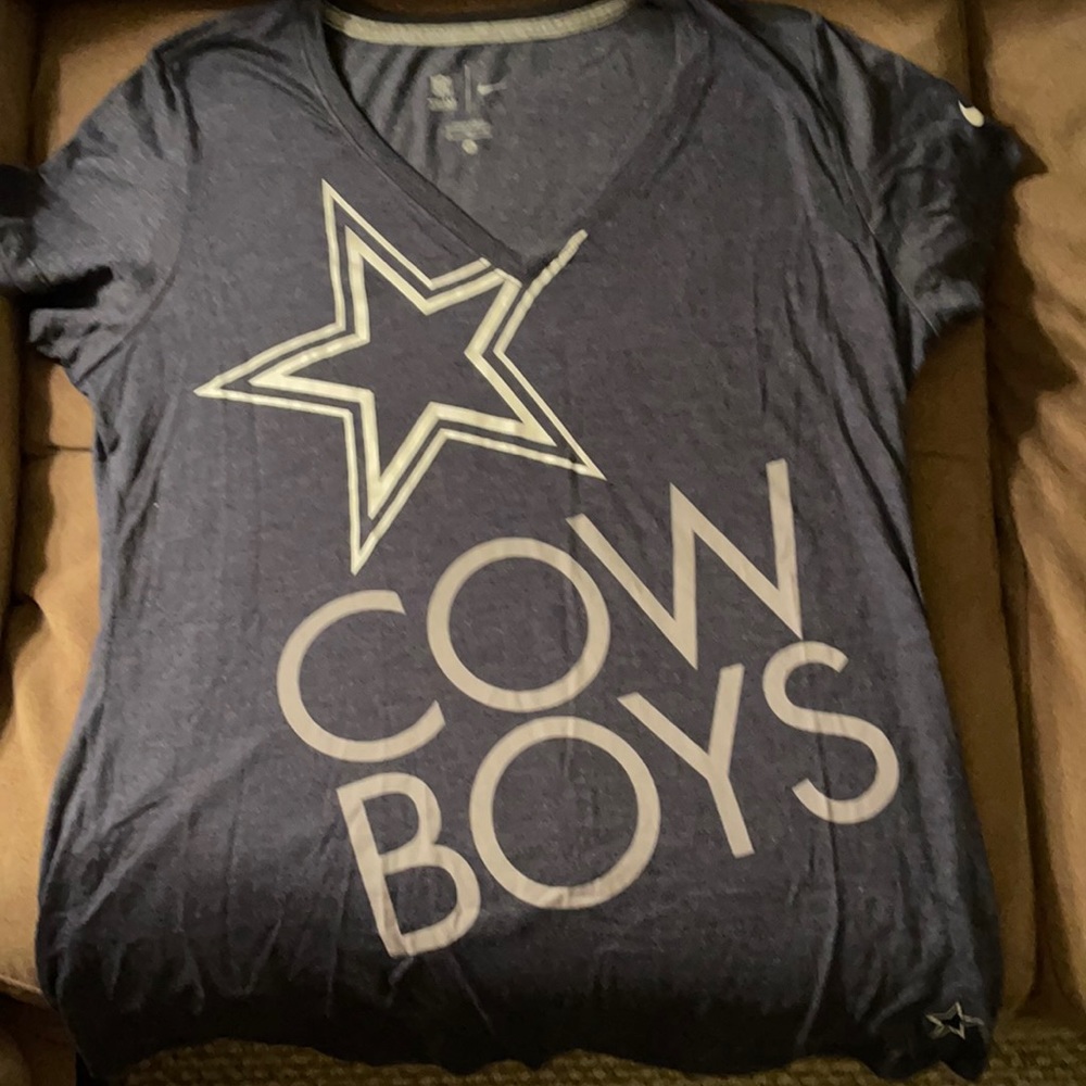 Women’s Dallas Cowboys  T-shirt